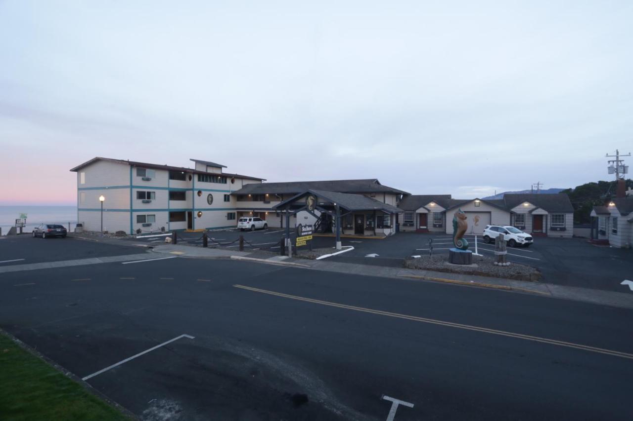 Seahorse Oceanfront Lodging Lincoln City Eksteriør bilde